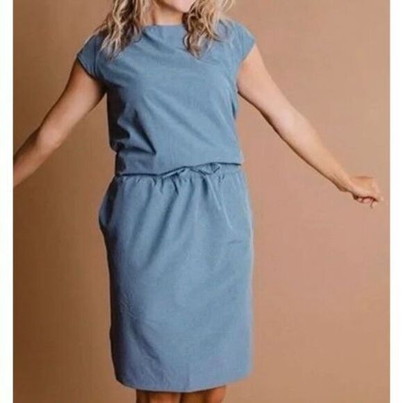 NWOT Albion Fit Going Places Light Chambray Cap Sleeve Dress Large - Picture 1 of 13